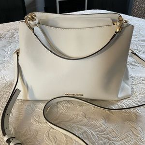 Micheal Kors, White Bag. New.